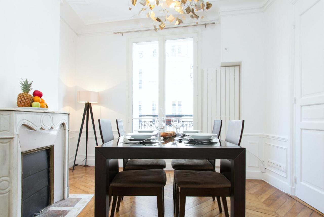 Rue Saint Honore - Louvre City Apartment Paris Exteriör bild